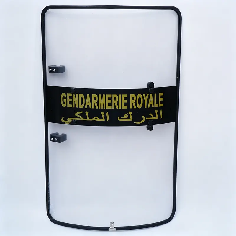 Umrandeter Anti-Riot-Schild