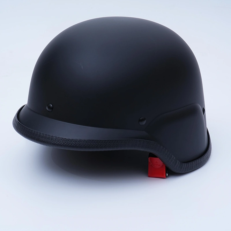 Schutzhelm im deutschen Stil